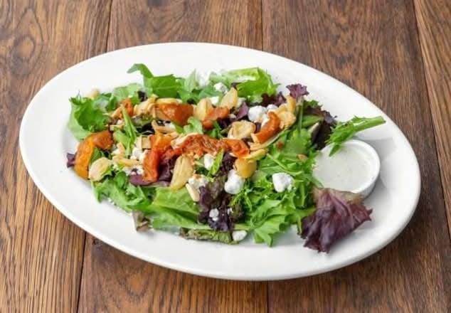 Party Chevre Salad (8).